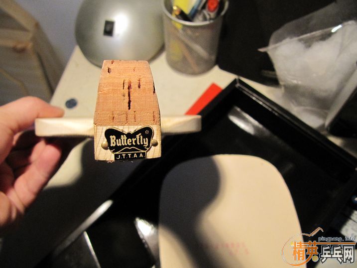 ��һ�ƿ�һ���˰�   ���½�����10mm��ֱ  ������ԭ��ŷ�׸�2��Ƥ