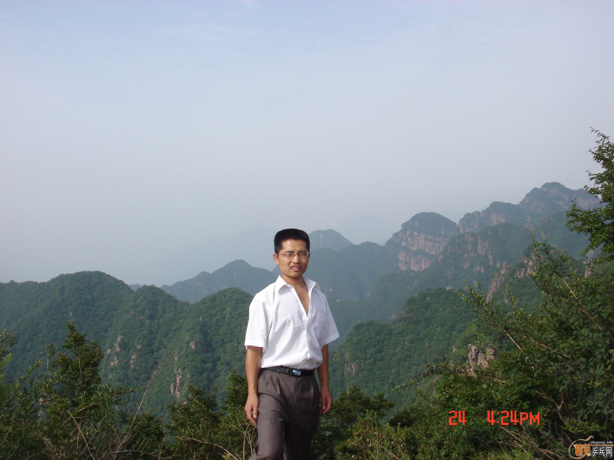 <STRONG><FONT color=#ff0000 size=4>����˲�䣬������䡣���������ӱ�������60����ƹ�����Ѹ�����ͼ����������Ӣӭ����ϵ�л֮��</FONT></STRONG>