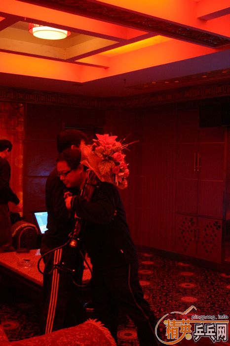 ��Ӣ�������ƹ�Ѿ��ֲ������ݺؾ�Ӣƹ�����ܲ���Ǩ