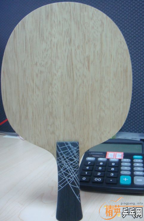 ͦ�� STRATUS SAMSONOV CARBON ���Լ�ת��