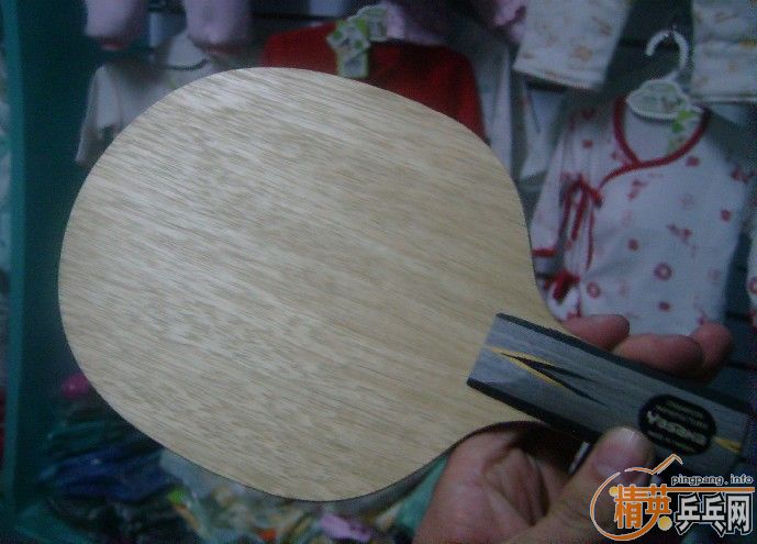 ������Ϻ�ɫ���ĵ���̼  �ٵĶ�������������ȥ