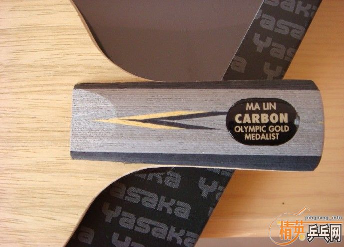 ������Ϻ�ɫ���ĵ���̼  �ٵĶ�������������ȥ