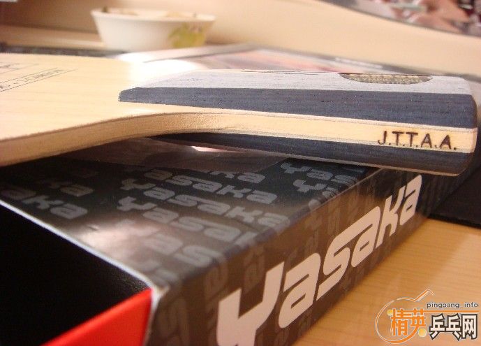 ������Ϻ�ɫ���ĵ���̼  �ٵĶ�������������ȥ