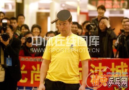 [��ͼ]�߶����ڶ�ӭս����ƹ�Ҹ��� ǩ��ǩ���ò�ס����