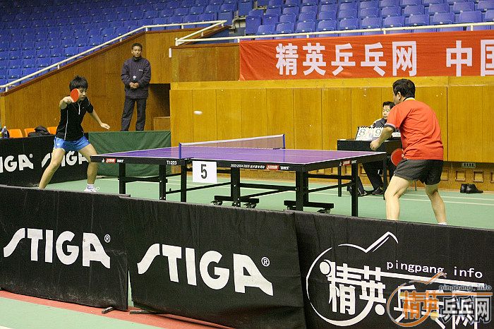 <FONT color=#ff0000 size=4>ͼ�ģ�������STIGA���ӱ���Ӣ����վ����Բ���ɹ���</FONT>