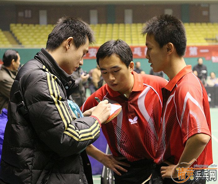 <FONT color=#ff0000 size=4>ͼ�ģ�������STIGA���ӱ���Ӣ����վ����Բ���ɹ���</FONT>