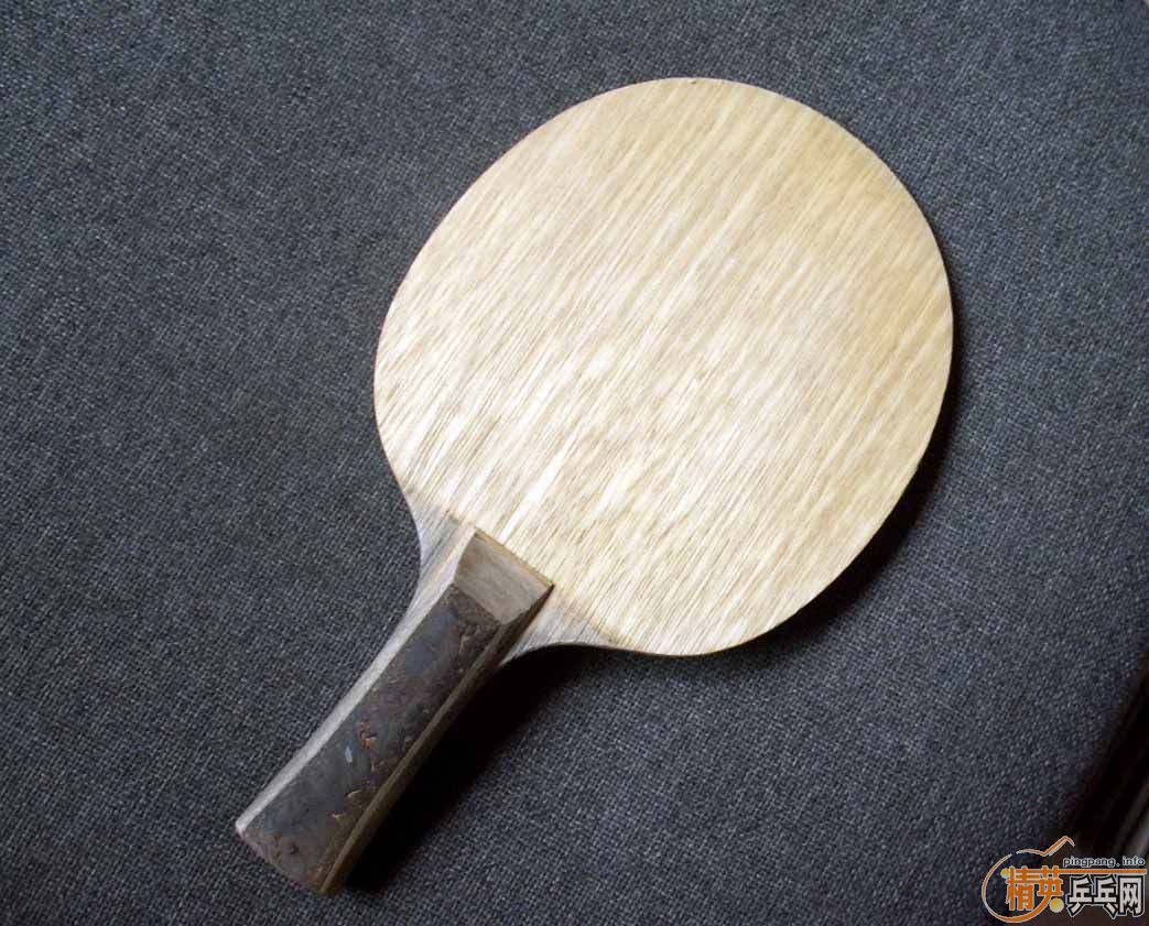 �����°���ľ�װ�