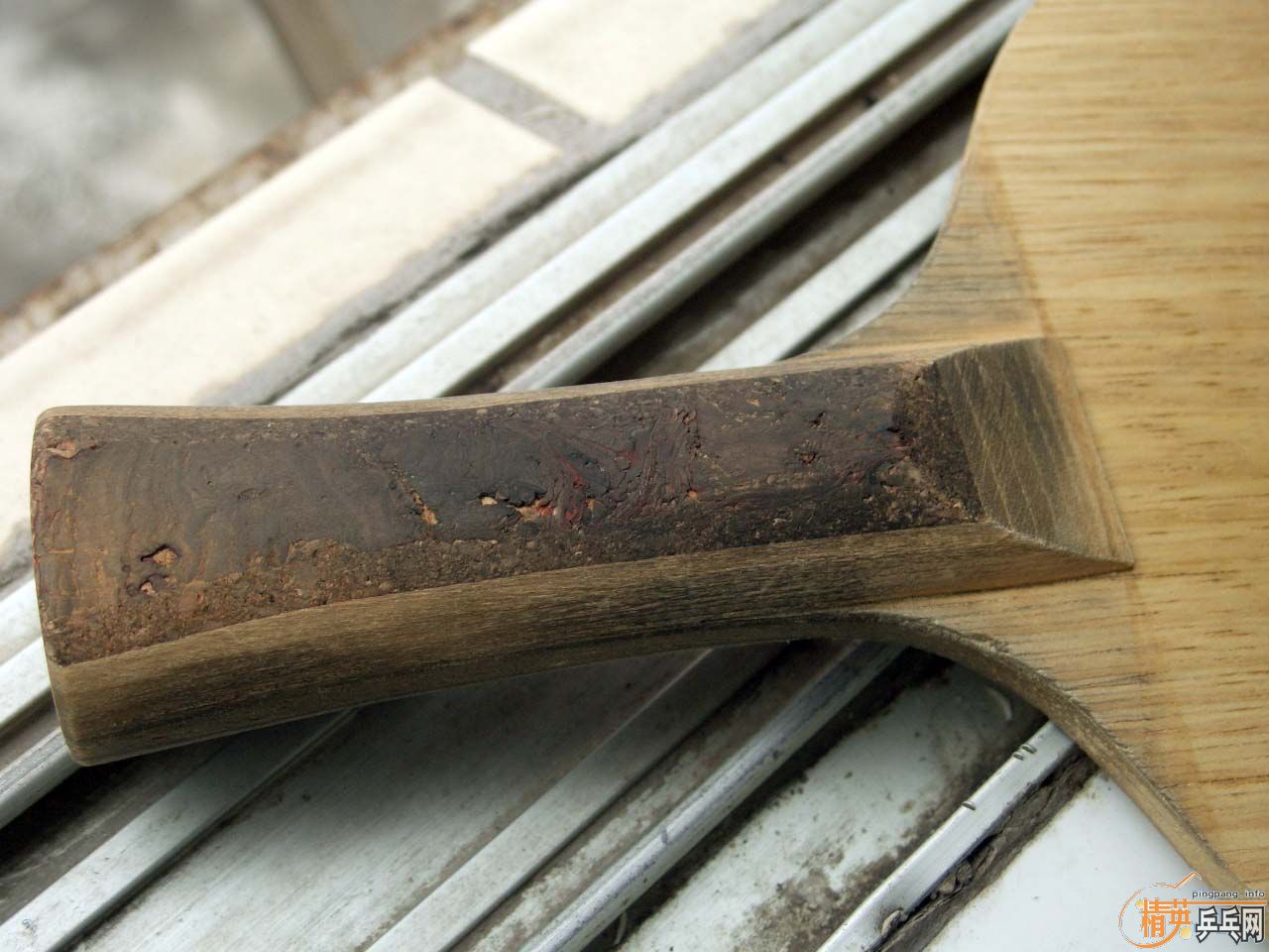 �����°���ľ�װ�