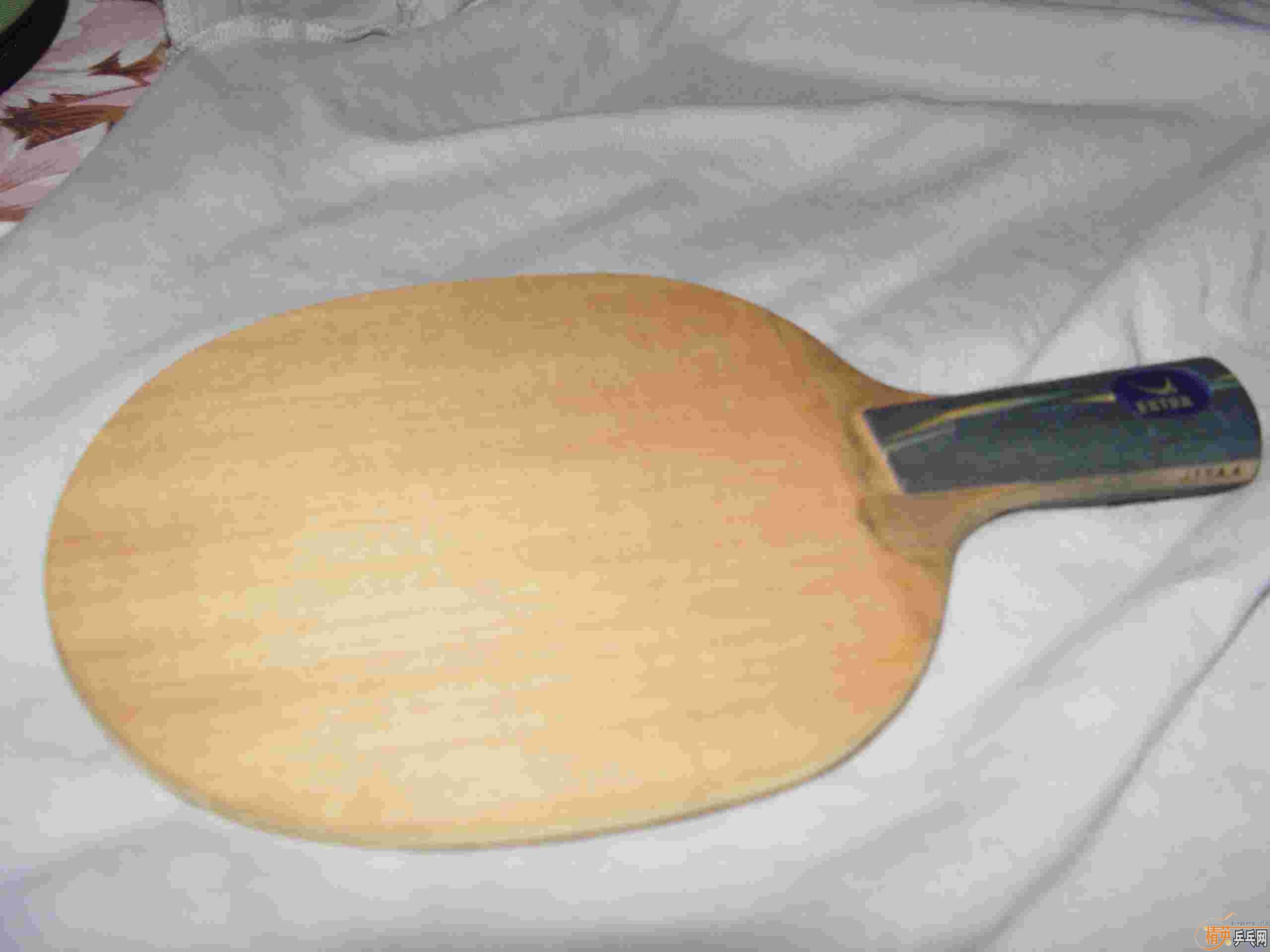 ���������˴�ͺ�ɫ��Ƥ�����ơ���ye