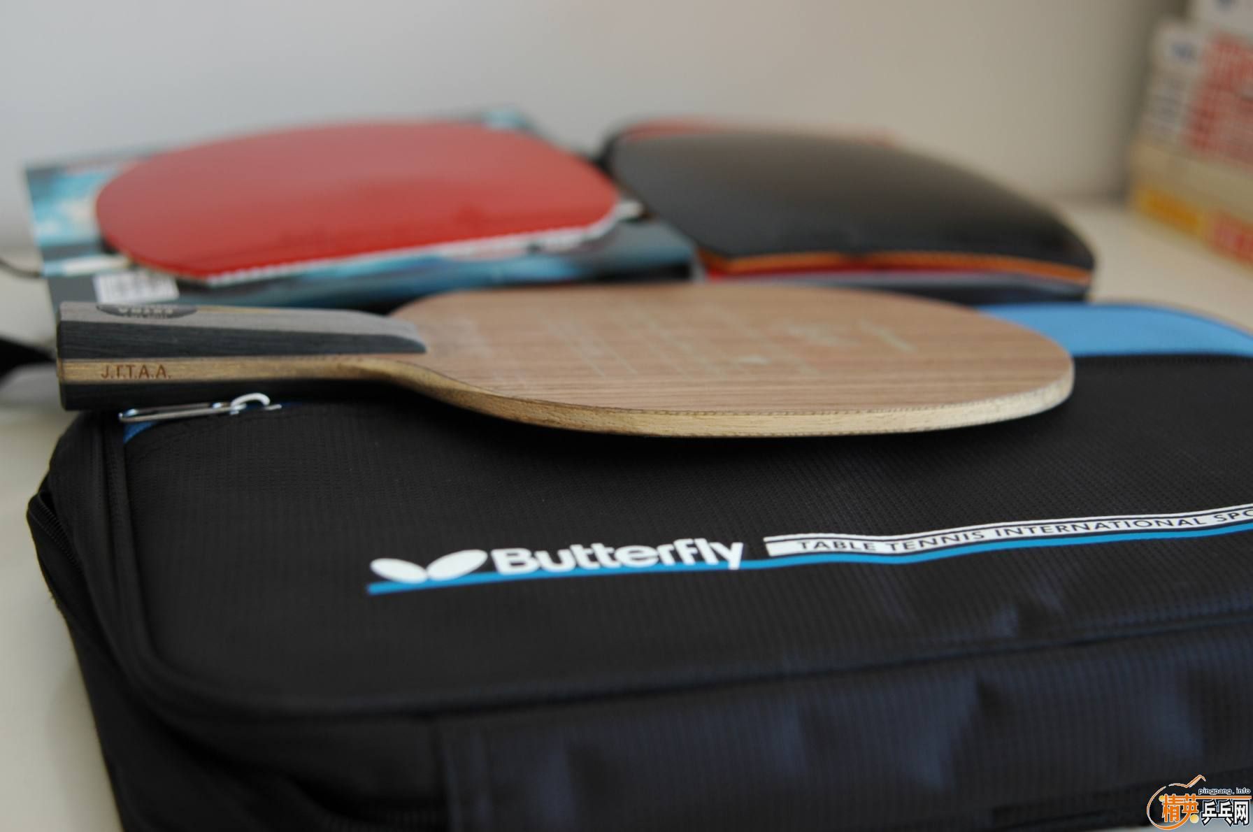 ��������˫�ǣ����л�YEO 380Ԫ�����ʣ� ���հ�YE 350Ԫ�����ʣ�