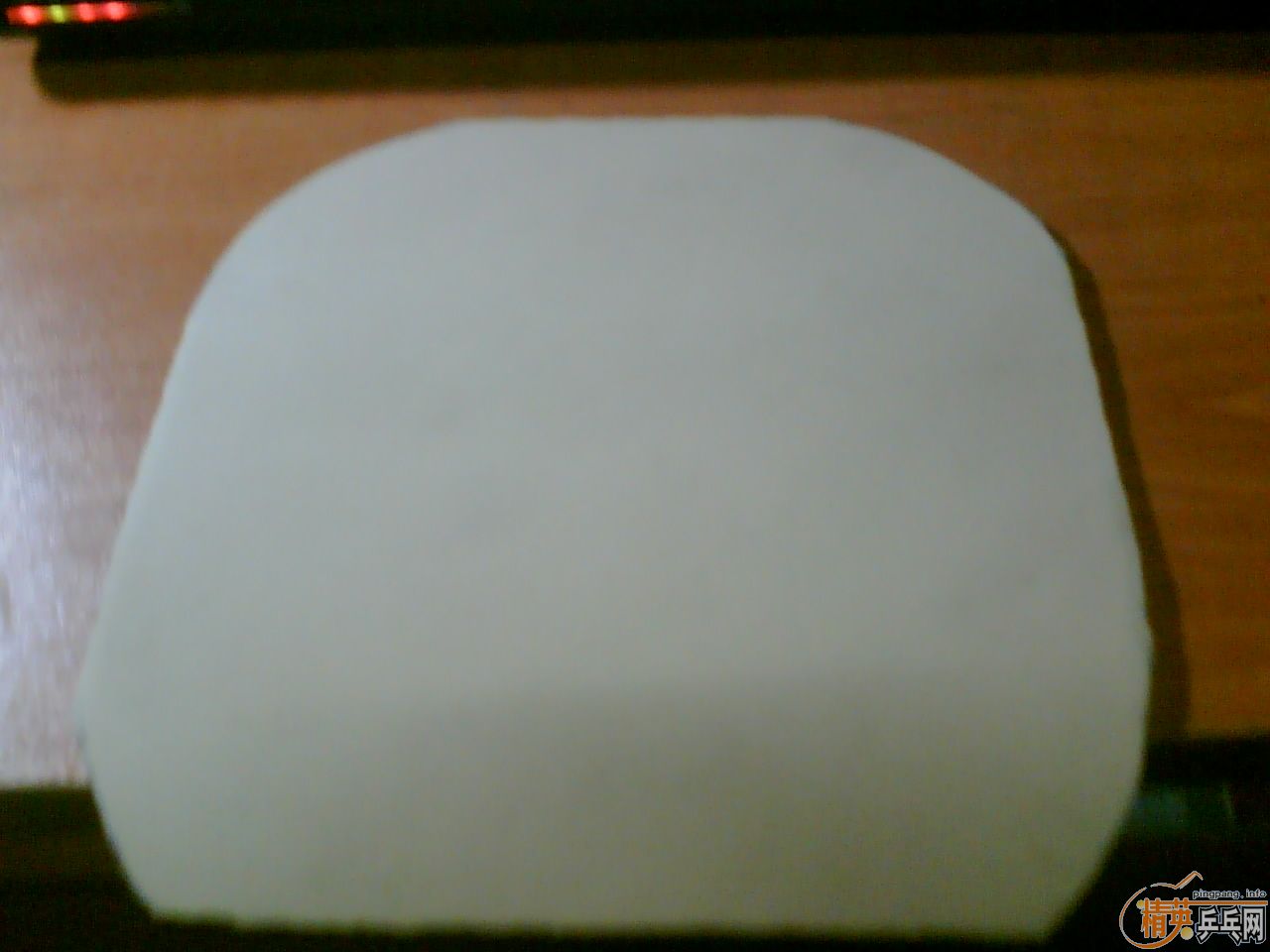 40 ��һ�ź�ɫ�׽�