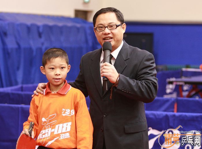 <FONT color=#800000 size=4><STRONG>ͼ�ģ�������729��ƹ���ϱ���ս����729-08����֮���ܾ�����Ϋ����Ļ��</STRONG></FONT>