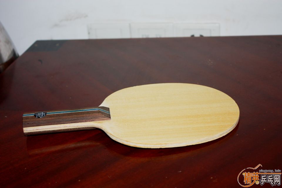 ����729 F-2 ��ľ���