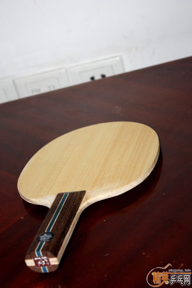 ����729 F-2 ��ľ���