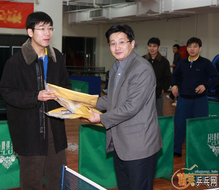 ���ܷ�����ָ�����佱����Ӣ�������Ѿ��ֲ�2009���ڹ�����Բ����Ļ��