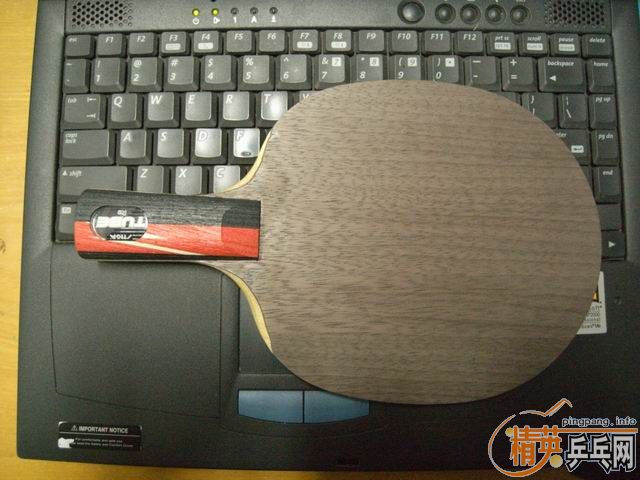 ��˹�Ͽ�̼����ֱ�壨��ɫ��ͼ��