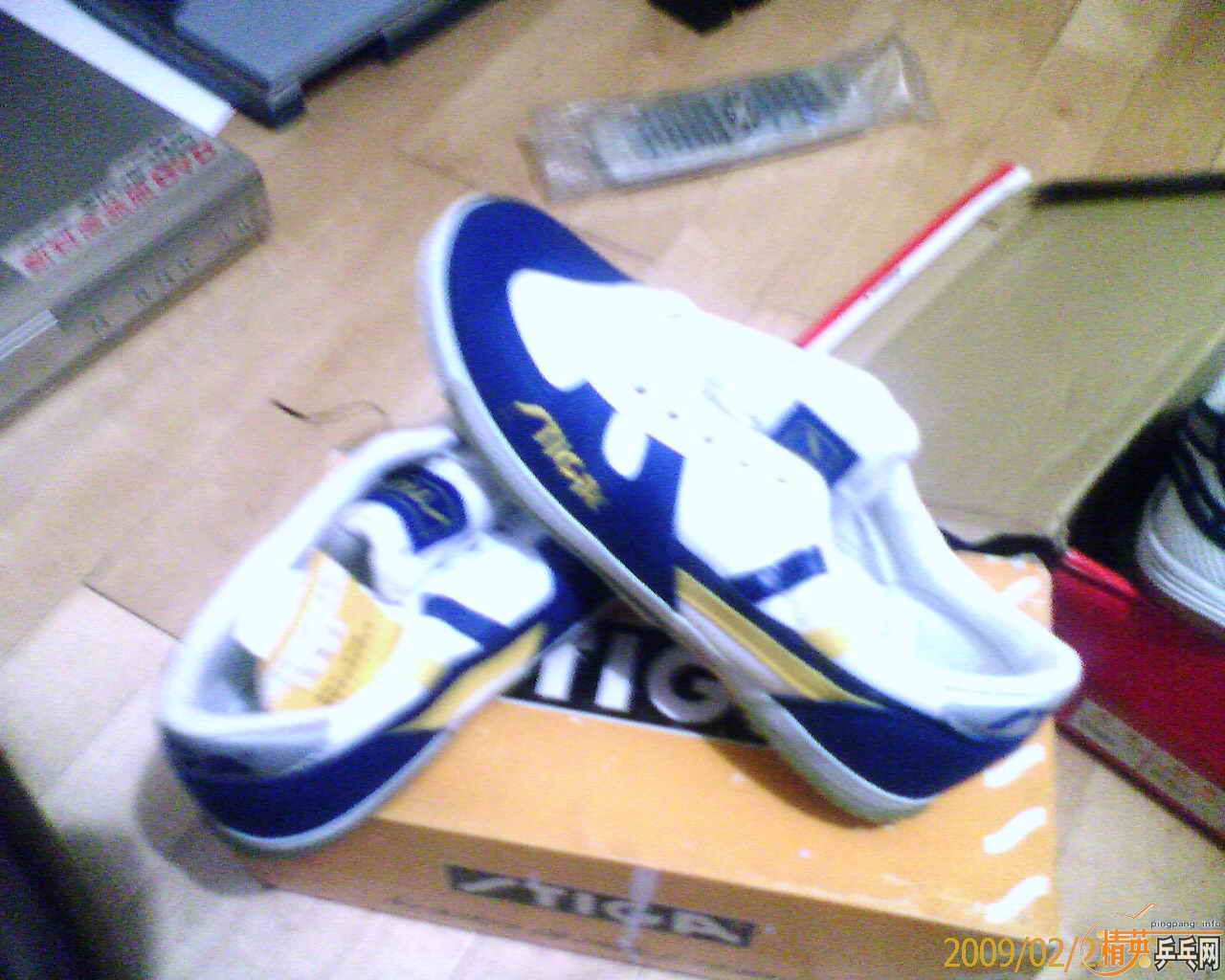 ������Ʒ˹�Ŀ�Ь  1 -50Ԫ,  2-60Ԫ     3-80Ԫ