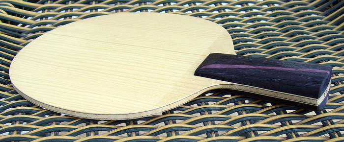 ������Joola Rosskopf Carbon����˹̼�أ�ǰ����ھ���89-98���õĵװ塣