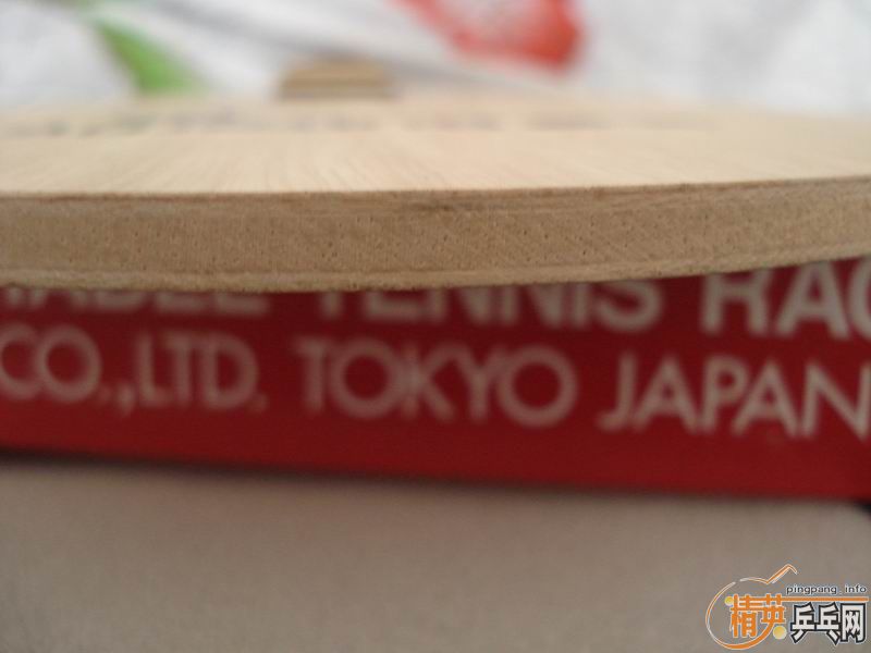 ��100�˺����Ʊ�����FL��220���졣���ռ��۸�