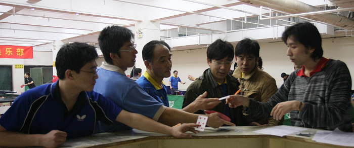 [��ͼ]��Ӣ���ӱ������Ѿ��ֲ�2009��3��15�ա���186�ڡ����ʵ