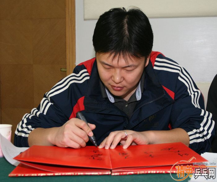 ���������뾫Ӣ�������Ѿ��ֲ�ս�Ժ���ǩԼ��ʽ¡�ؾ���