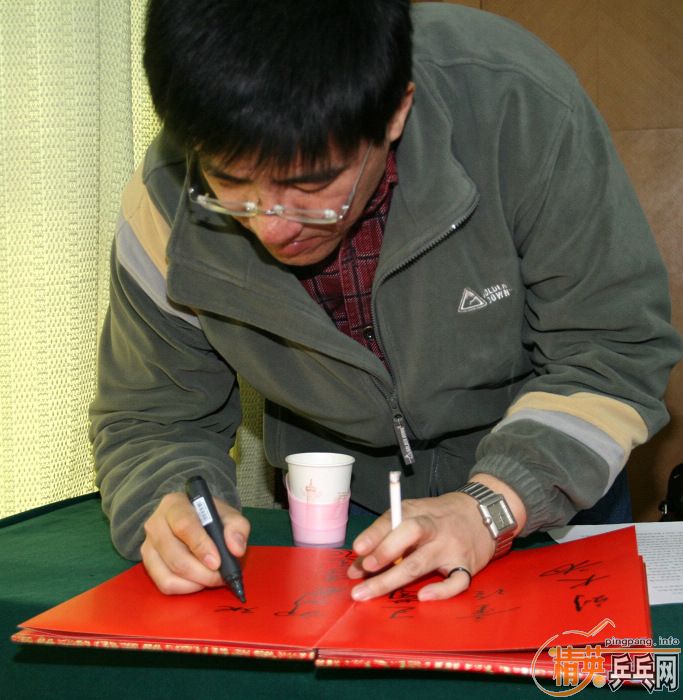 ���������뾫Ӣ�������Ѿ��ֲ�ս�Ժ���ǩԼ��ʽ¡�ؾ���