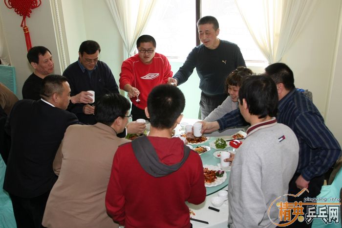 ���������뾫Ӣ�������Ѿ��ֲ�ս�Ժ���ǩԼ��ʽ¡�ؾ���