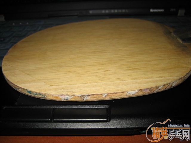 ����һ���հ���̼���ܶ��Ƕ�����ͼ��