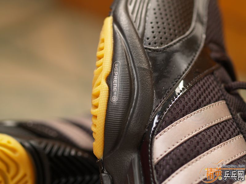 ��adidasƹ��Ь��320����ݣ��ʺ�40.5~41�Ľ�-->yanxin270ת��