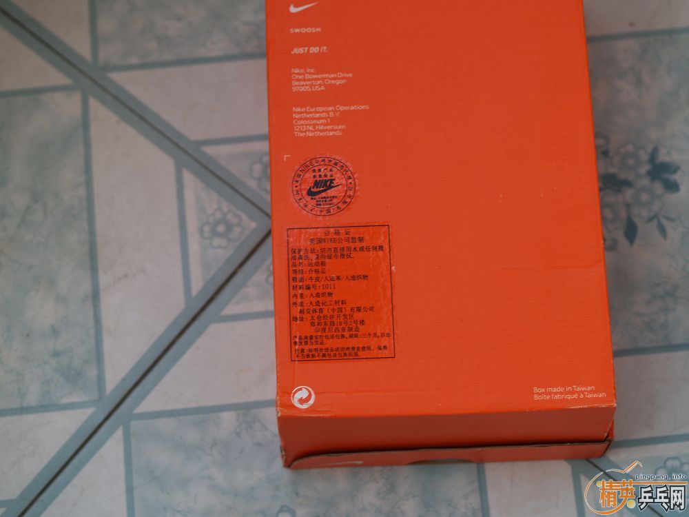 ��nikeƹ��Ь��Ů��һ˫����36.5�룬�ʺ�36.5~37�Ľš�300��˳�ᣡ