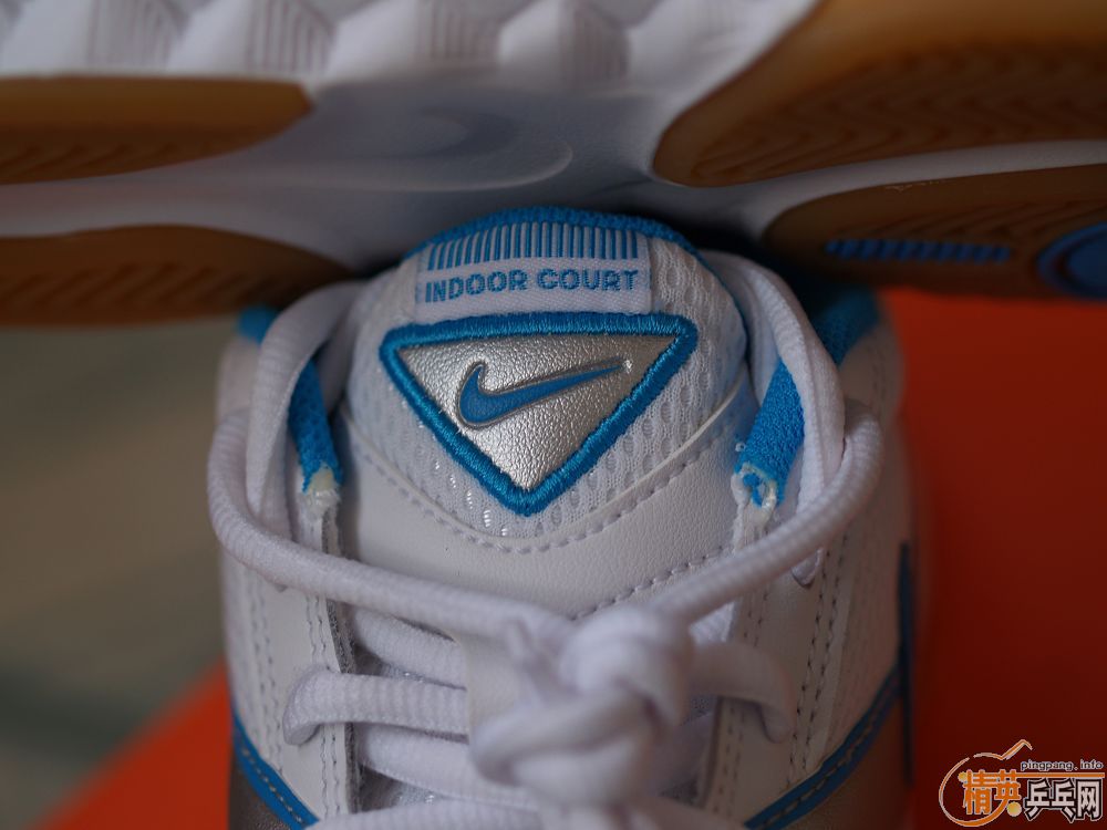 ��nikeƹ��Ь��Ů��һ˫����36.5�룬�ʺ�36.5~37�Ľš�300��˳�ᣡ