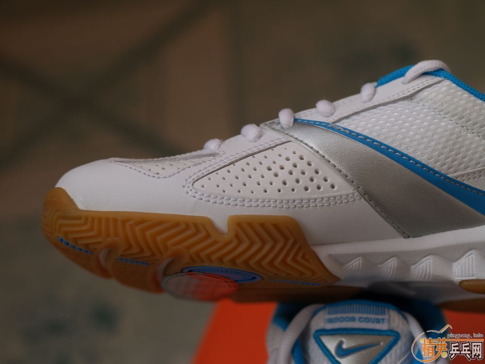 ��nikeƹ��Ь��Ů��һ˫����36.5�룬�ʺ�36.5~37�Ľš�300��˳�ᣡ