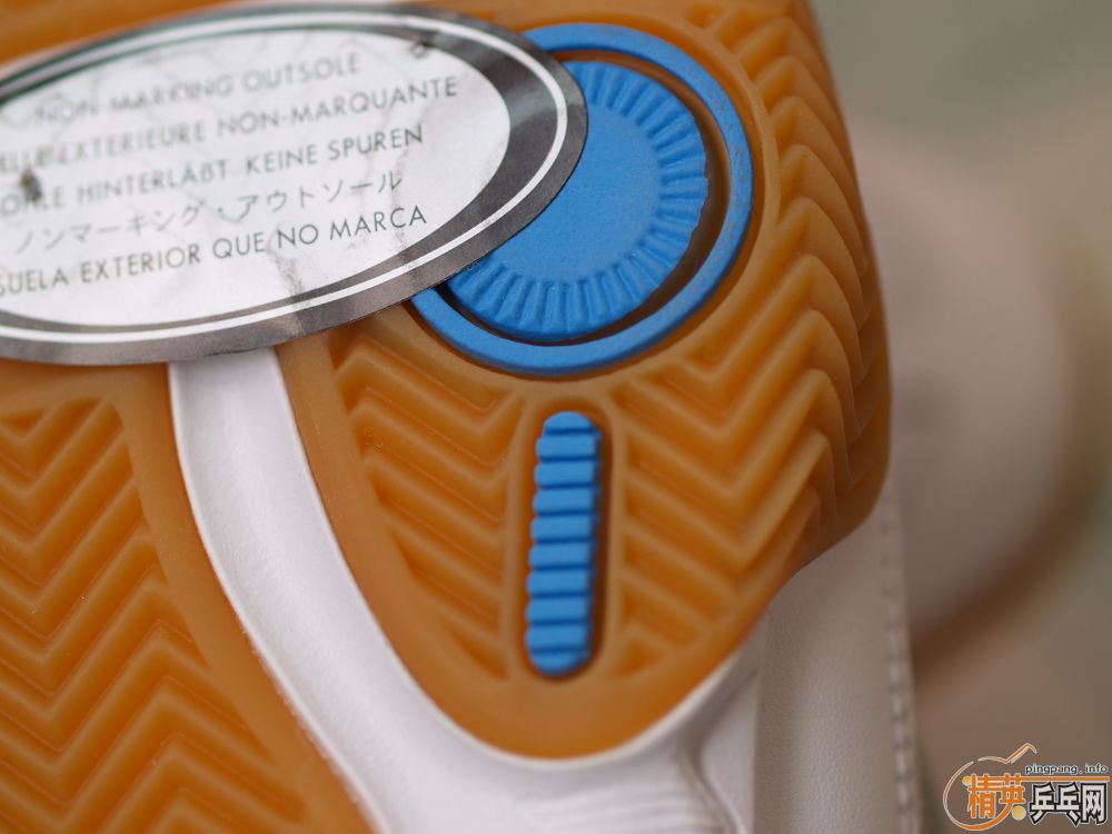 ��nikeƹ��Ь��Ů��һ˫����36.5�룬�ʺ�36.5~37�Ľš�300��˳�ᣡ