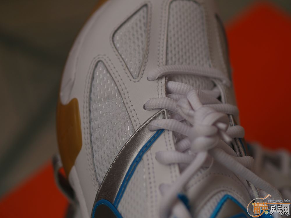 ��nikeƹ��Ь��Ů��һ˫����36.5�룬�ʺ�36.5~37�Ľš�300��˳�ᣡ