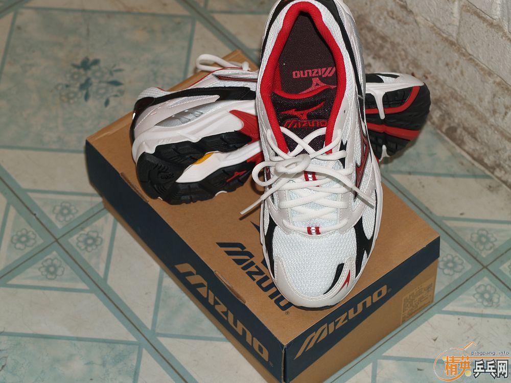 Խ�ϲ�����ŨЬһ˫��40.5�룬������ROXON 450��2.0����500��2.0��