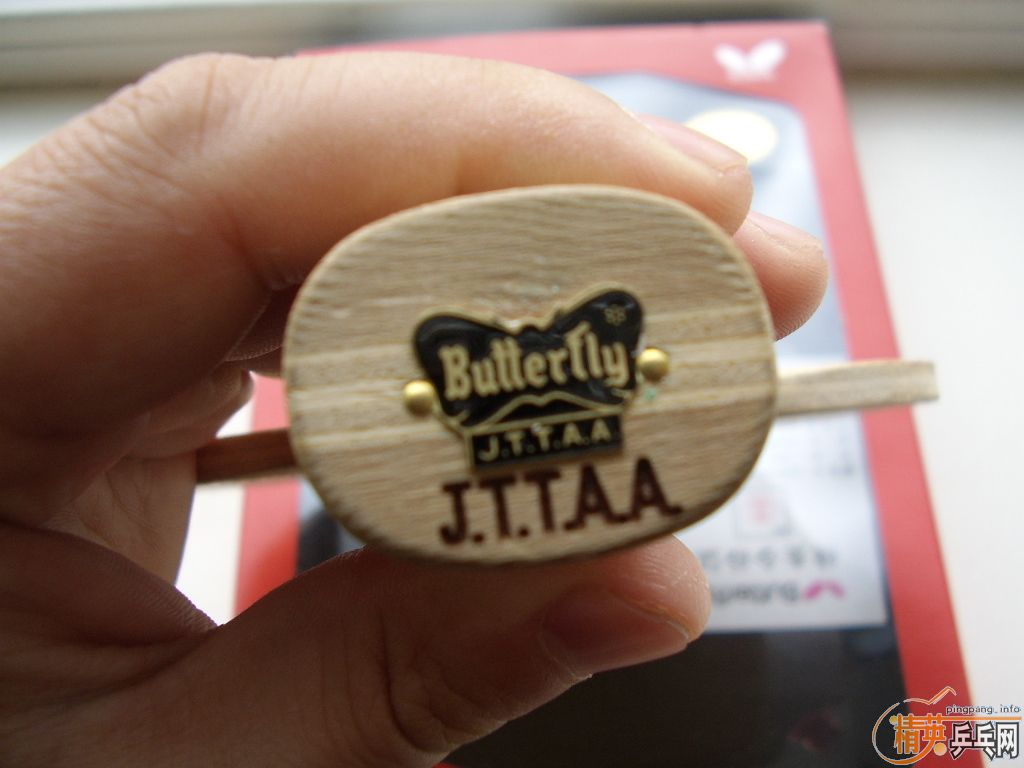 �����¾������