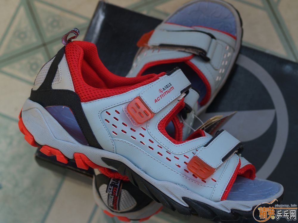 ��Ь������һ���ܻ���ý�����ѡ��BRYCE SPEED FX��MORISTO 2000 NX��OMEGA II