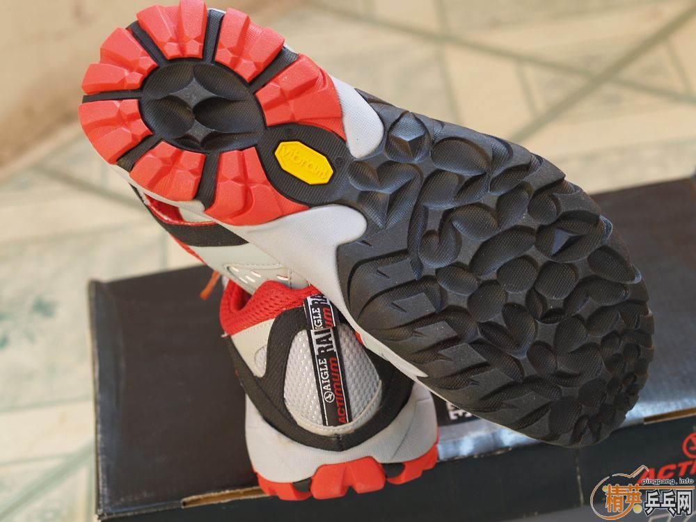 ��Ь������һ���ܻ���ý�����ѡ��BRYCE SPEED FX��MORISTO 2000 NX��OMEGA II