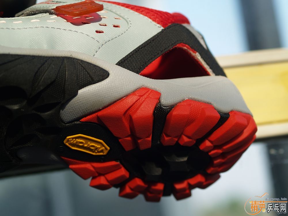 ��Ь������һ���ܻ���ý�����ѡ��BRYCE SPEED FX��MORISTO 2000 NX��OMEGA II