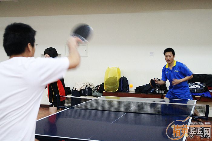 [��ͼ]��Ӣ���ӱ������Ѿ��ֲ�2009��4��26�ա���192�ڡ����ʵ