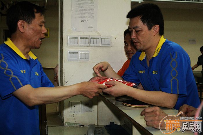 [��ͼ]��Ӣ���ӱ������Ѿ��ֲ�2009��4��26�ա���192�ڡ����ʵ