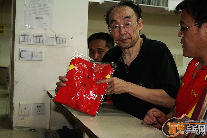 [��ͼ]��Ӣ���ӱ������Ѿ��ֲ�2009��4��26�ա���192�ڡ����ʵ