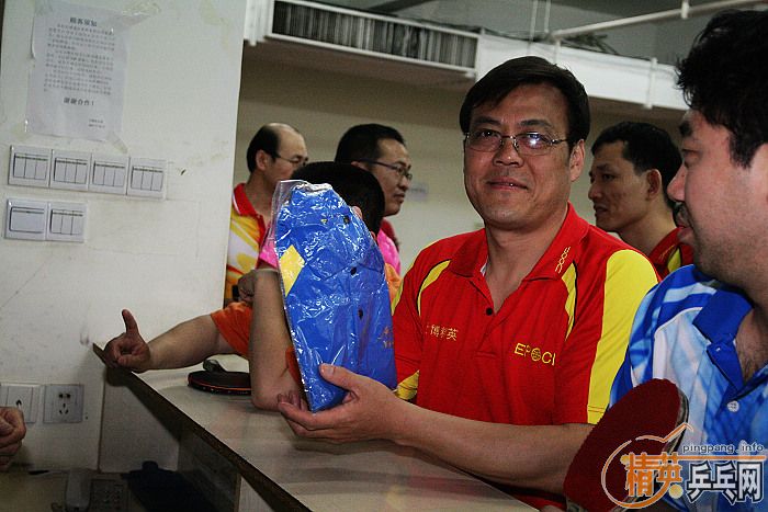 [��ͼ]��Ӣ���ӱ������Ѿ��ֲ�2009��4��26�ա���192�ڡ����ʵ