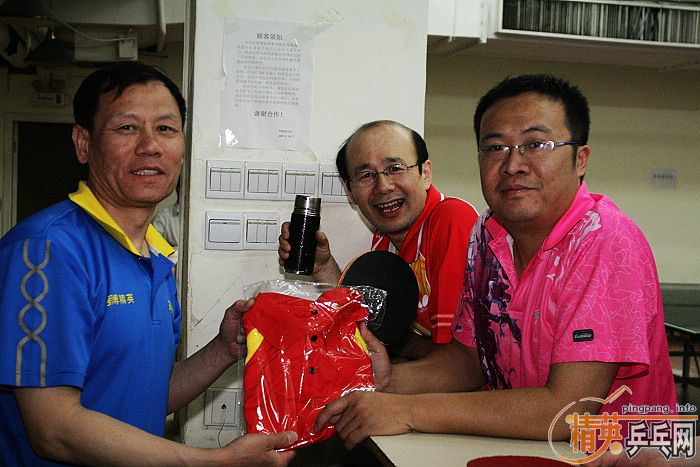 [��ͼ]��Ӣ���ӱ������Ѿ��ֲ�2009��4��26�ա���192�ڡ����ʵ