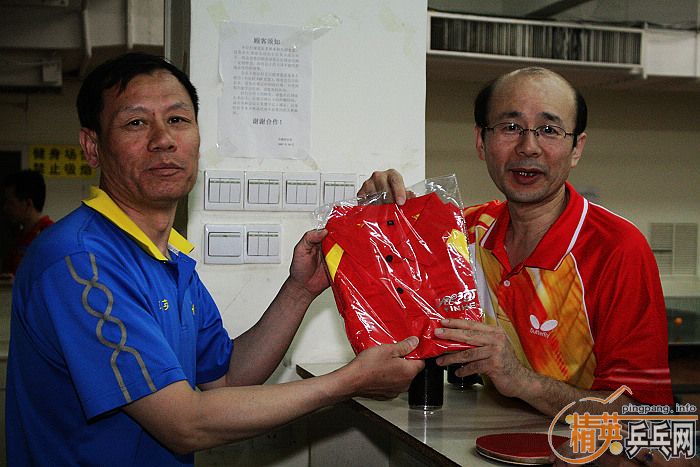 [��ͼ]��Ӣ���ӱ������Ѿ��ֲ�2009��4��26�ա���192�ڡ����ʵ