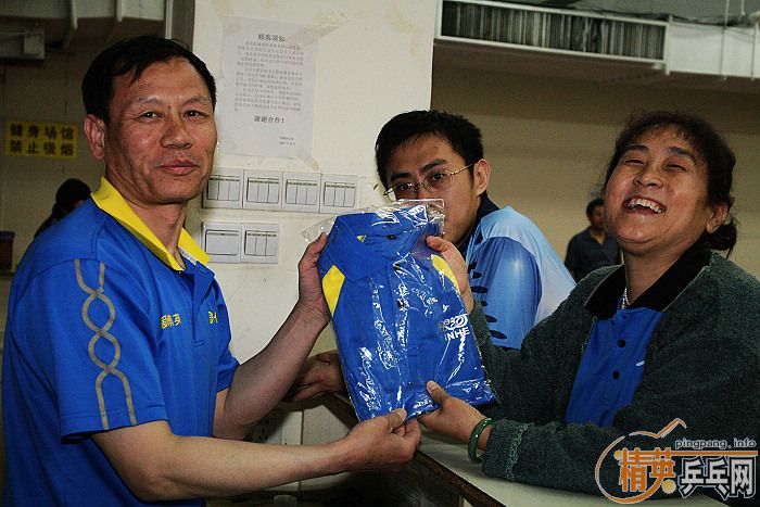 [��ͼ]��Ӣ���ӱ������Ѿ��ֲ�2009��4��26�ա���192�ڡ����ʵ