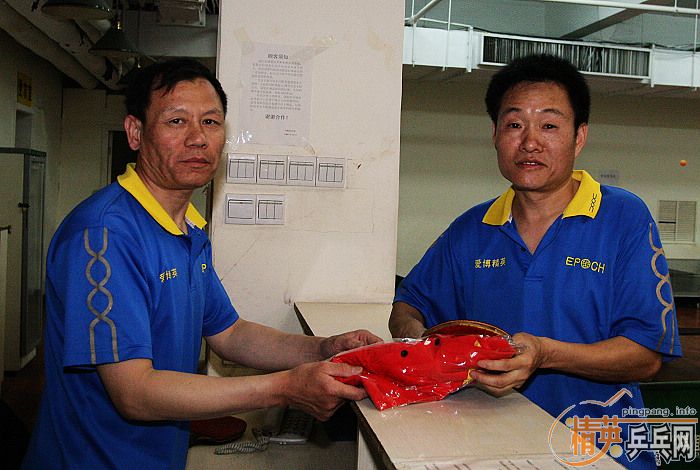 [��ͼ]��Ӣ���ӱ������Ѿ��ֲ�2009��4��26�ա���192�ڡ����ʵ