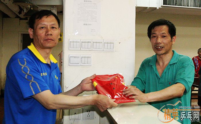 [��ͼ]��Ӣ���ӱ������Ѿ��ֲ�2009��4��26�ա���192�ڡ����ʵ