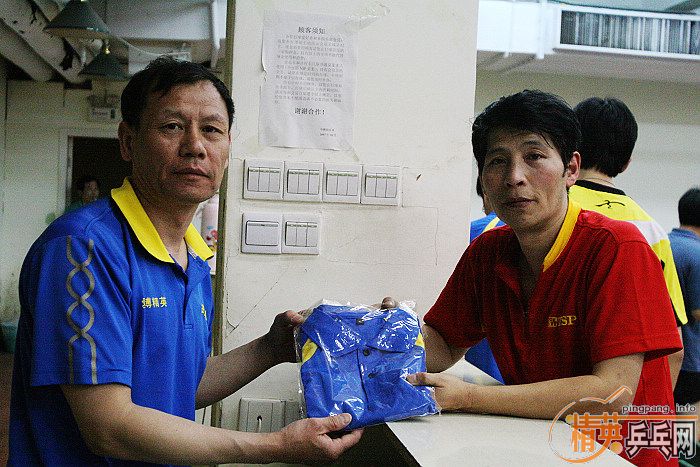 [��ͼ]��Ӣ���ӱ������Ѿ��ֲ�2009��4��26�ա���192�ڡ����ʵ