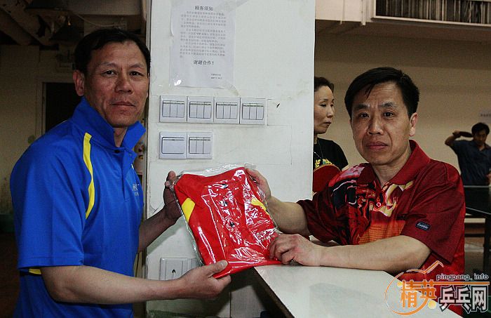 [��ͼ]��Ӣ���ӱ������Ѿ��ֲ�2009��4��26�ա���192�ڡ����ʵ